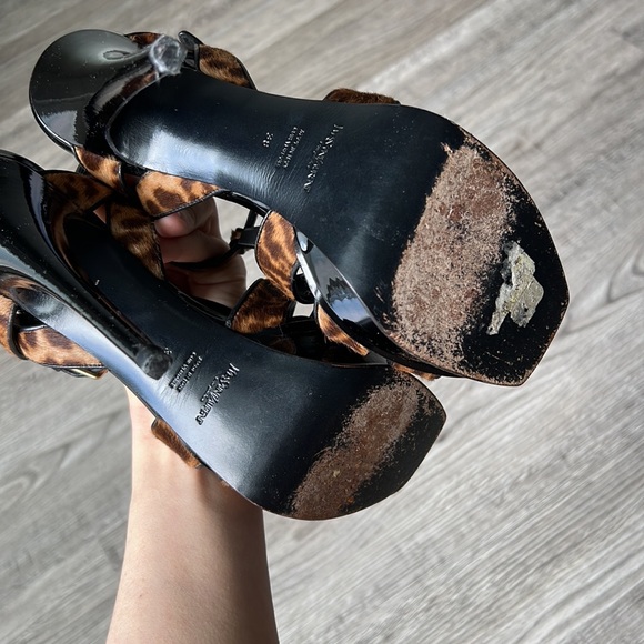 AUTHENTIC YSL tribute heels - Picture 7 of 7